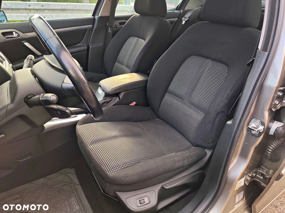 Peugeot 407 2.0 HDI Platinum - 19