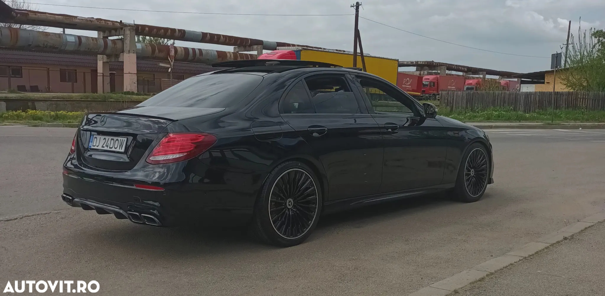 Mercedes-Benz E 220 d 9G-TRONIC AMG Line - 5