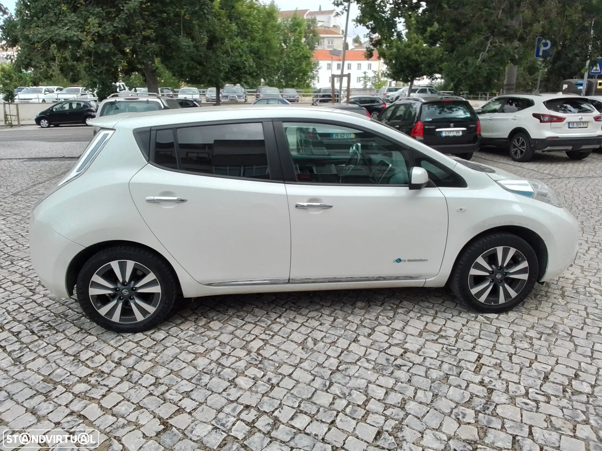 Nissan Leaf N-Connecta Full Led - 6