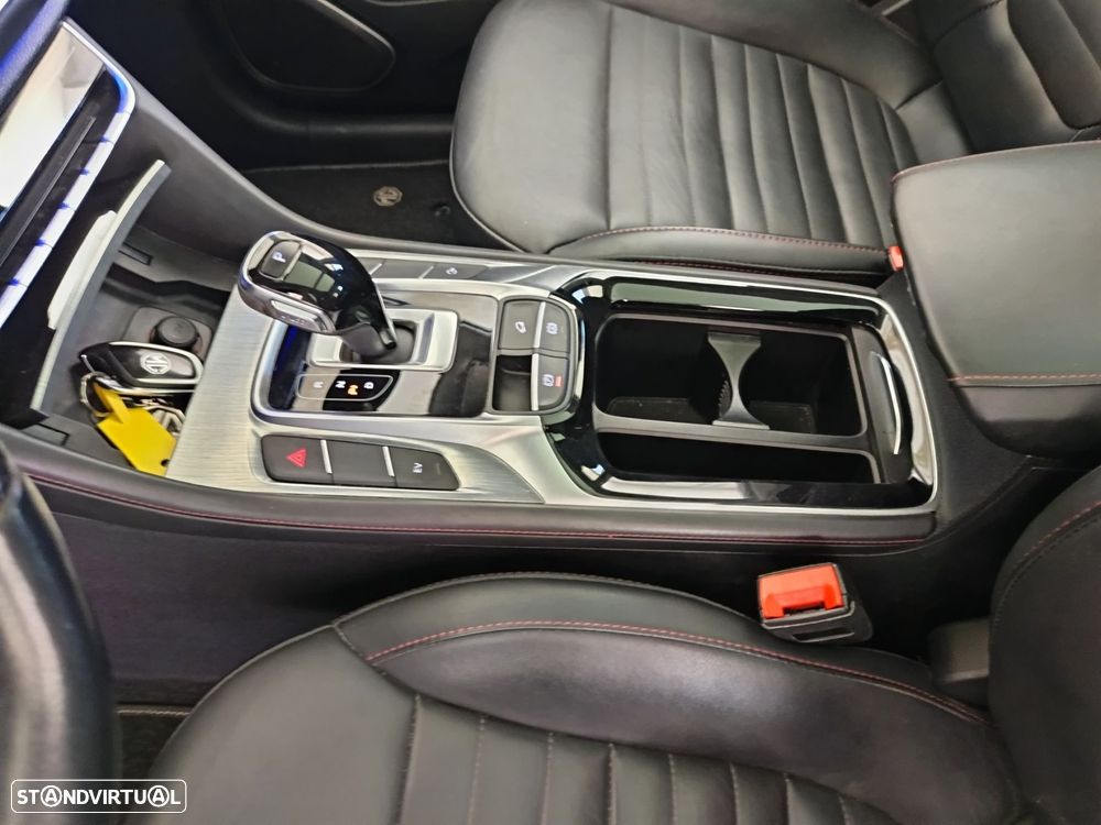 MG EHS 1.5 T-GDI Plug-in Hybrid Luxury - 30