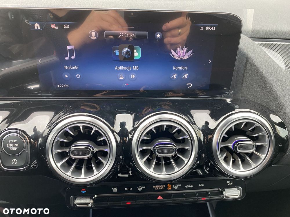 Mercedes-Benz GLA - 15