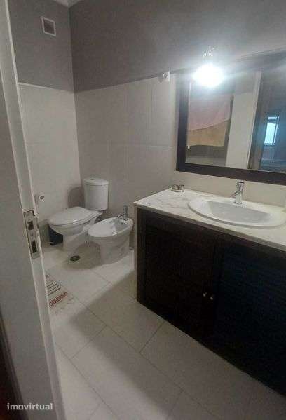 T2 Mobilado com Garagem no Lumiar - Grande imagem: 3/5