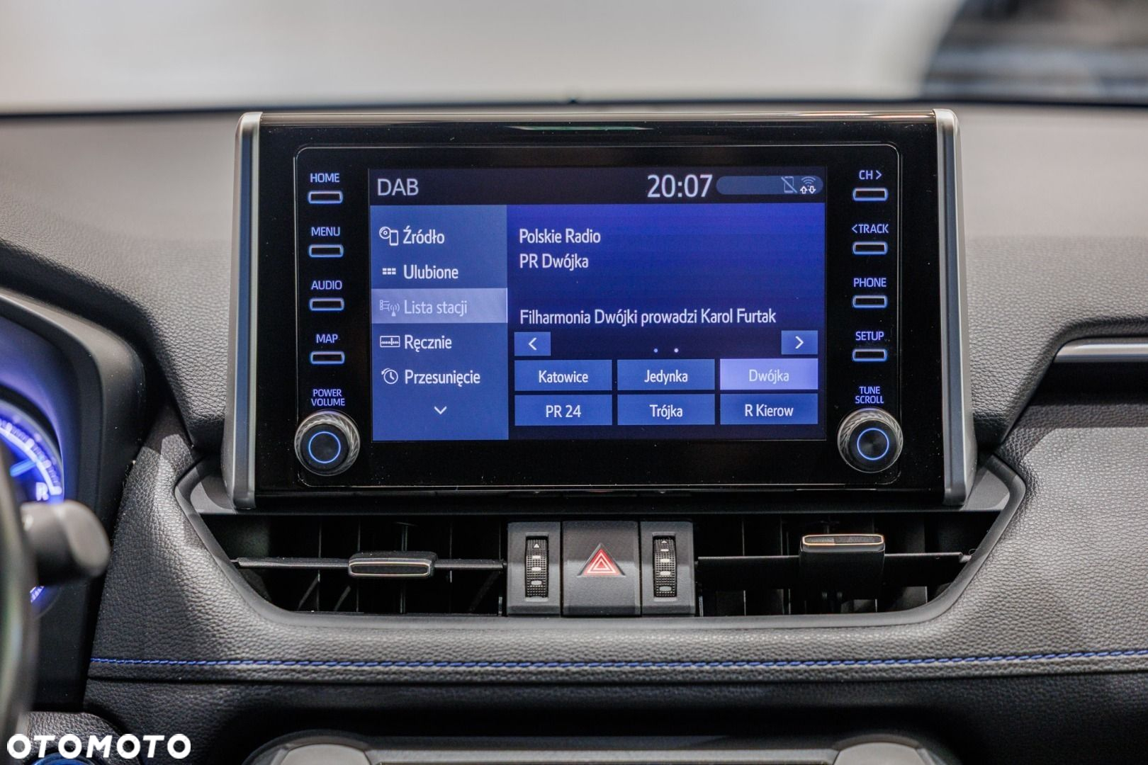 Toyota RAV4 - 24