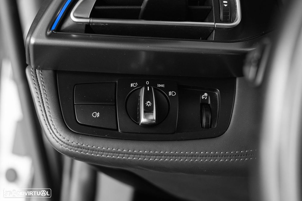 BMW i8 Standard - 36