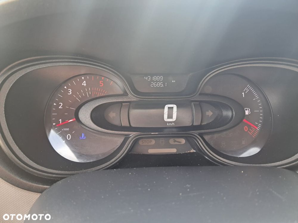 Renault Trafic - 11