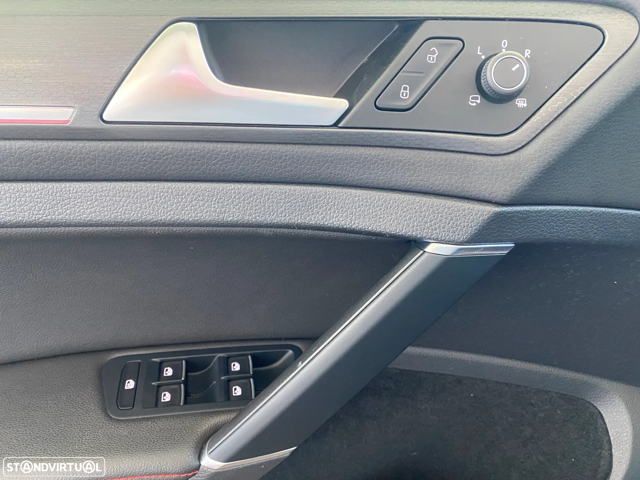 VW Golf 2.0 TSI GTi TCR DSG - 27