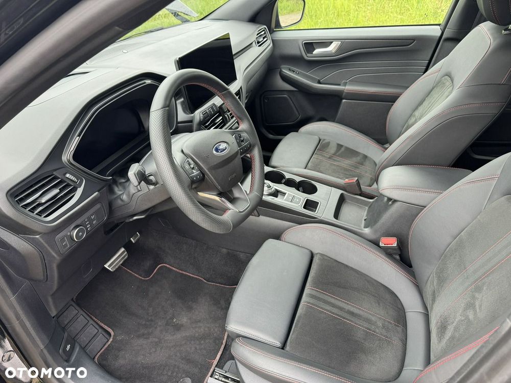 Ford Kuga - 13