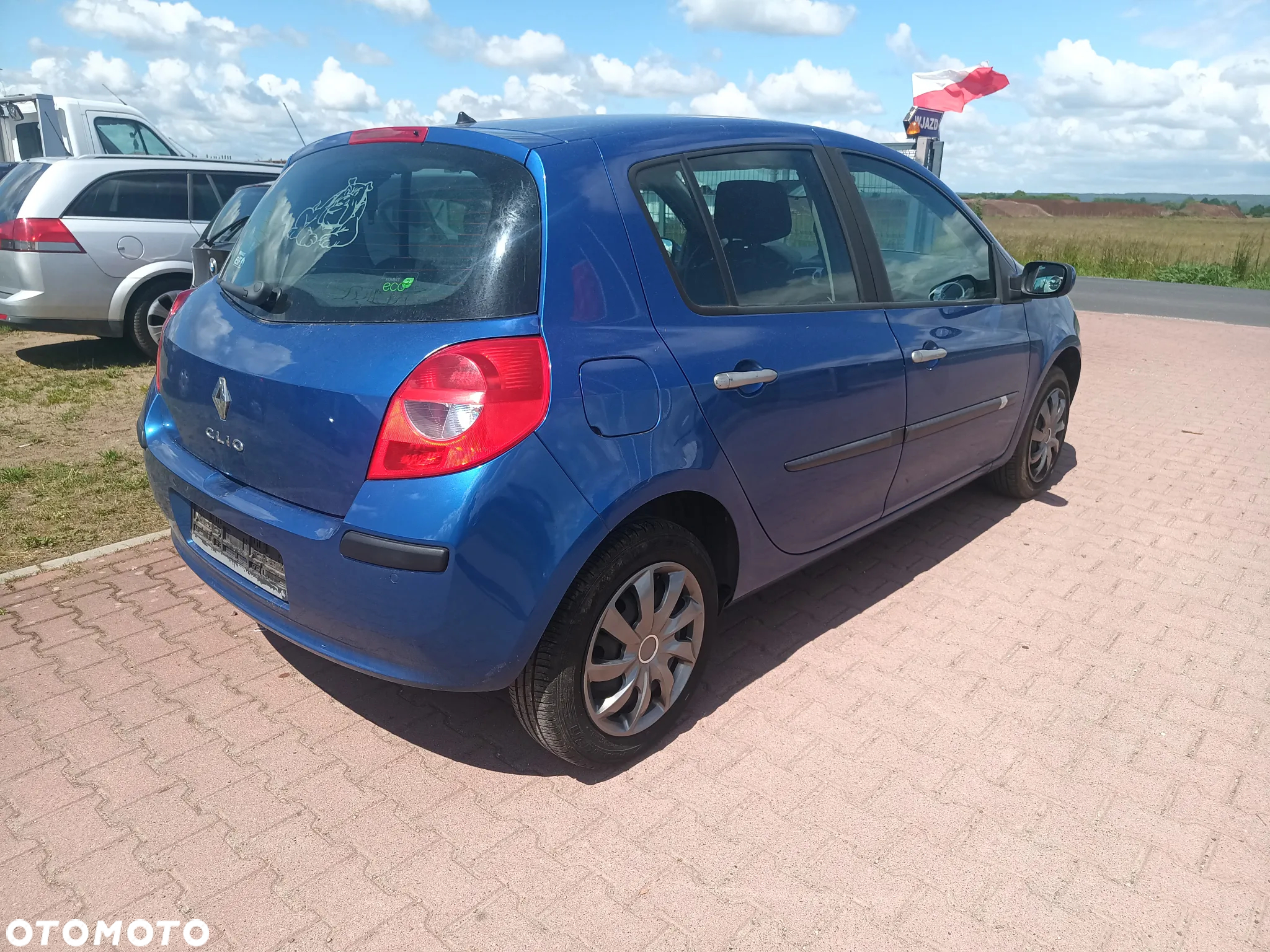 Renault Clio 1.2 All Inclusive - 3