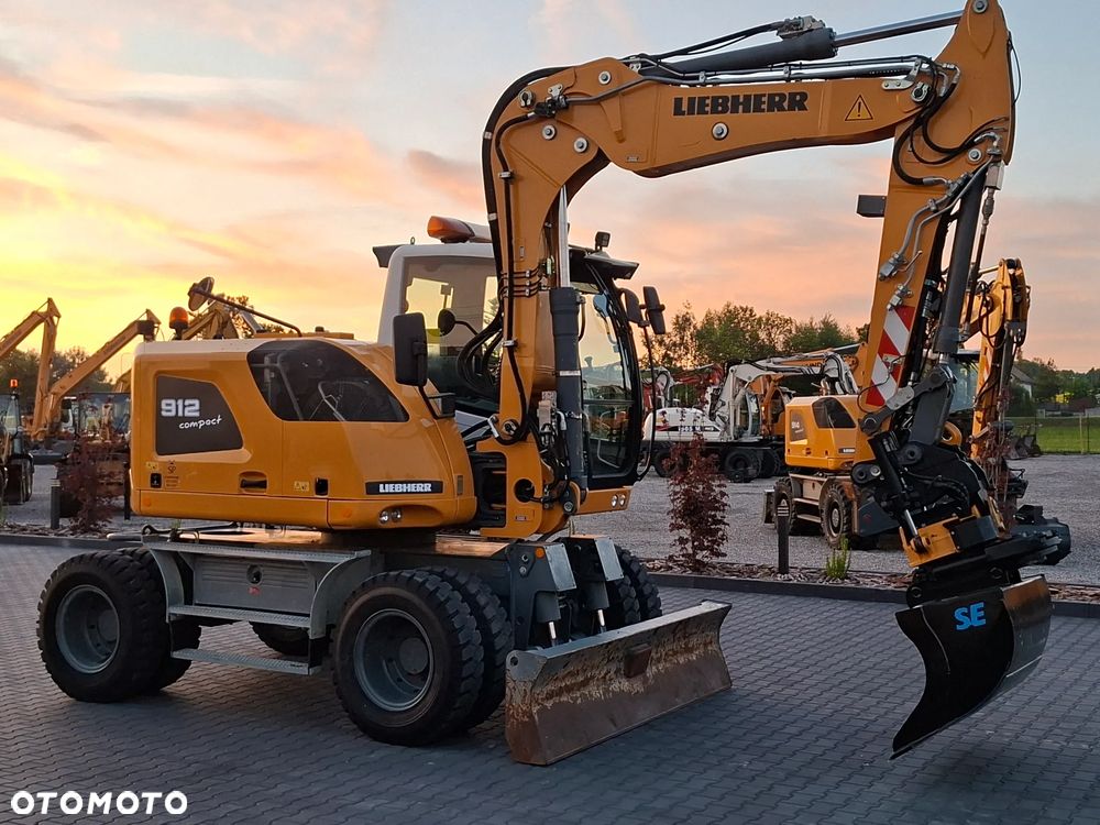 Liebherr A912 ROTOTILT ze szczypcami Super Stan - 8