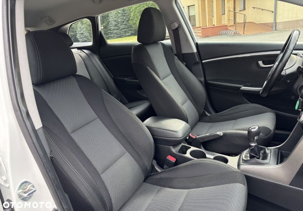 Hyundai i30 - 18