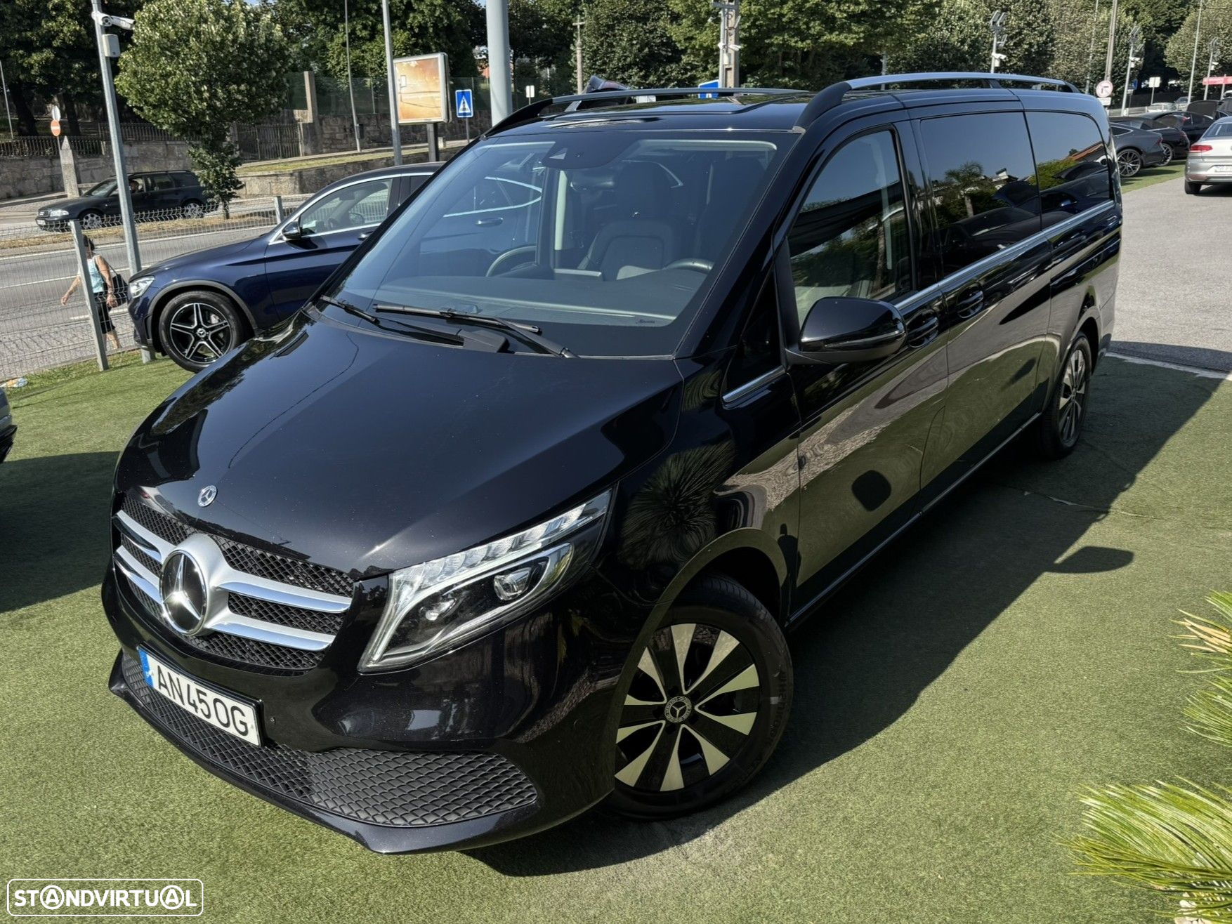 Mercedes-Benz V 300 d Longo Avantgarde - 5