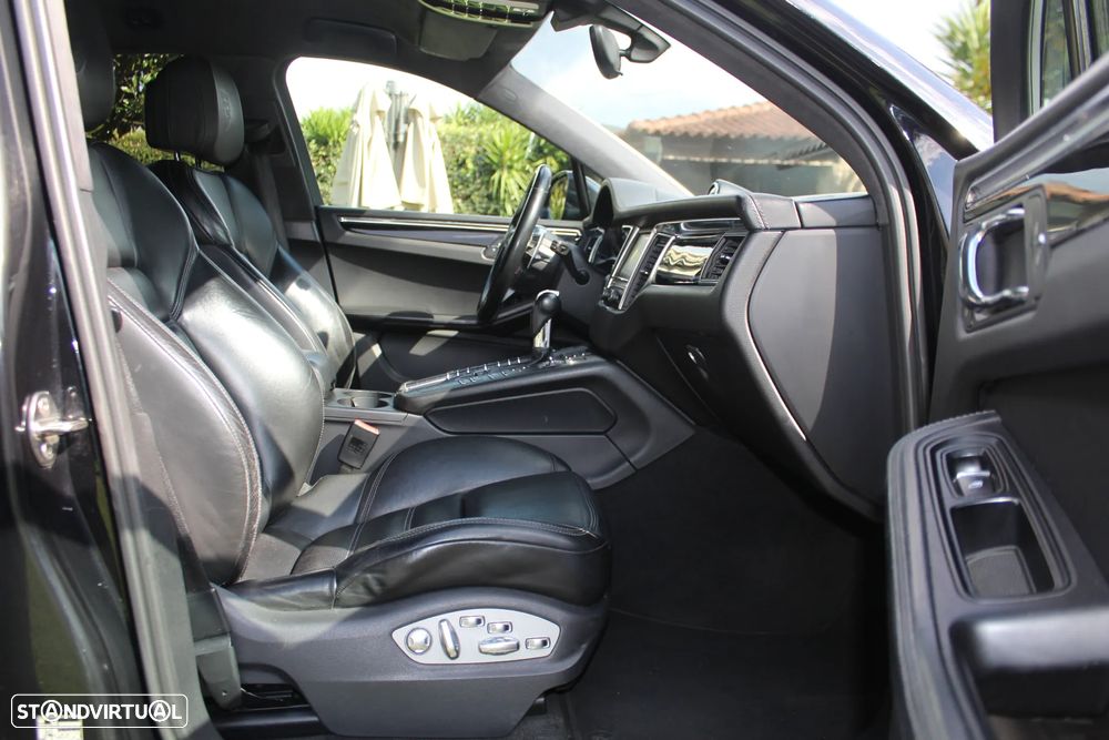 Porsche Macan S - 24