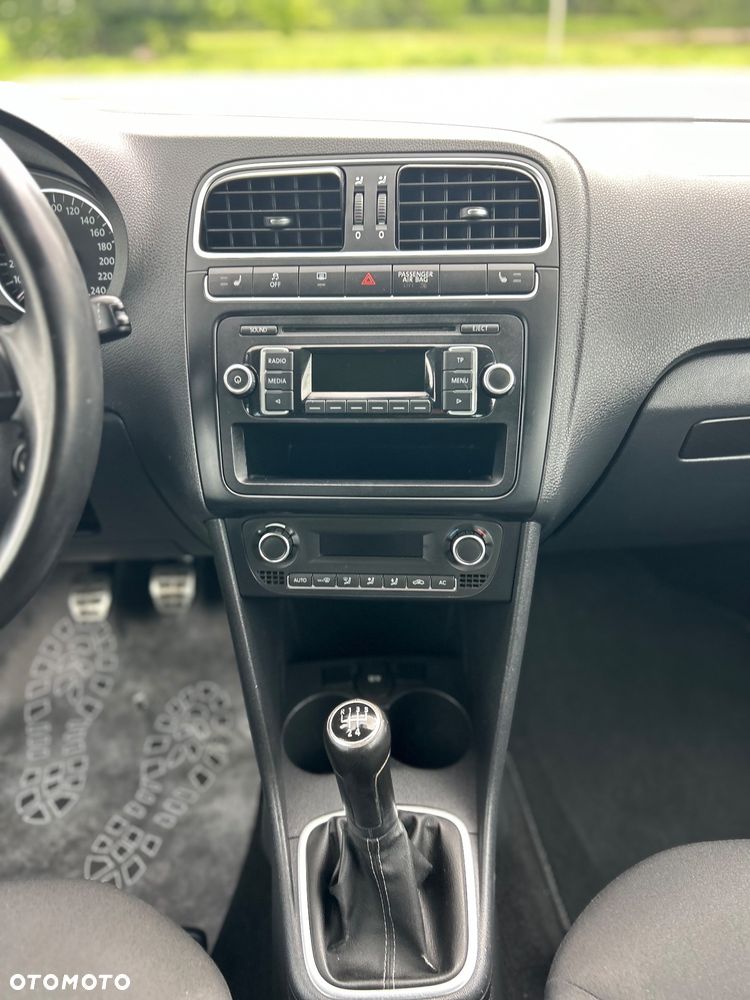 Volkswagen Polo 1.2 12V Highline - 11
