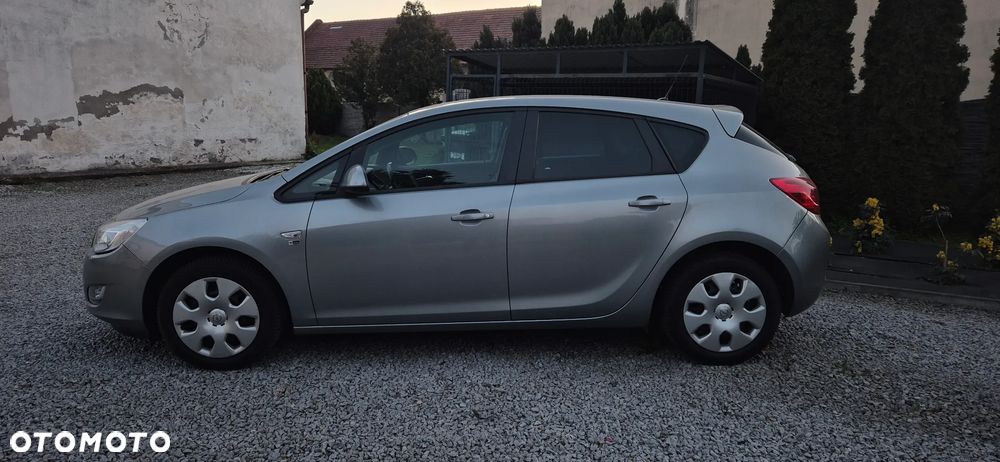 Opel Astra 1.4 T Cosmo - 22