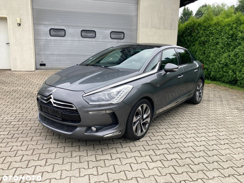 Citroën DS5 2.0 HDi Hybrid4 SoChic MCP - 2