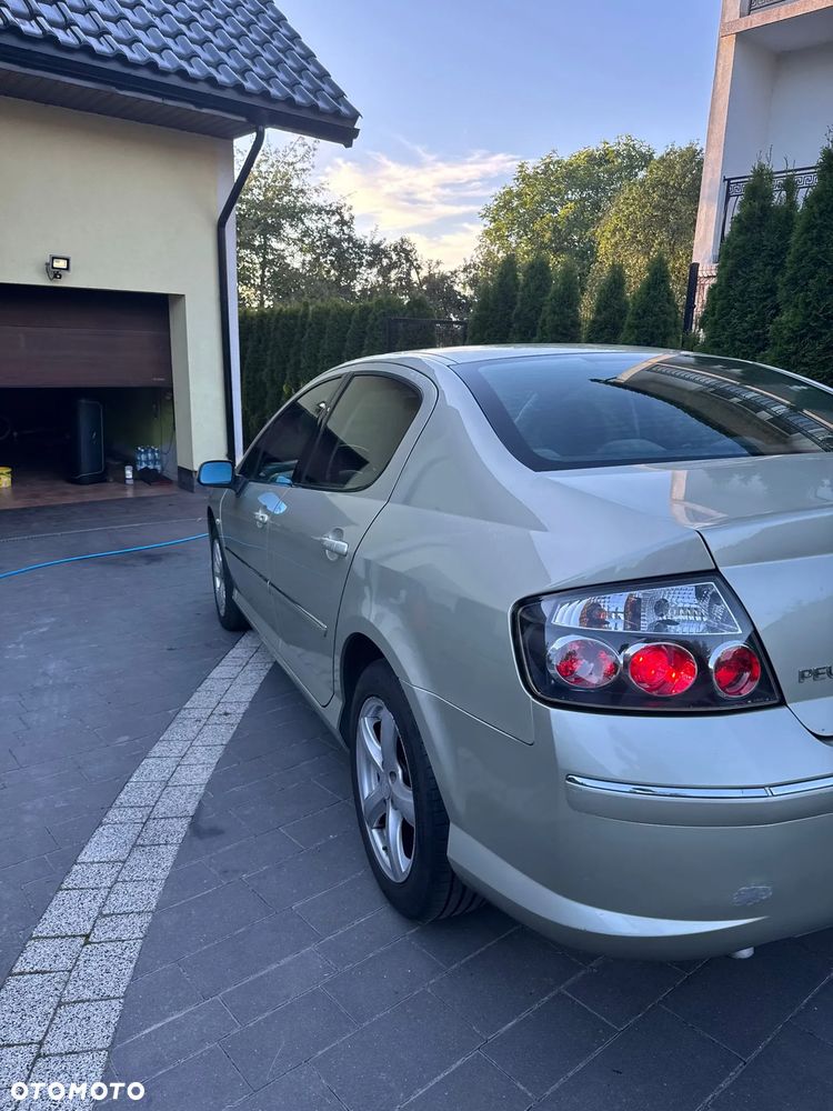 Peugeot 407 2.0 Premium - 8
