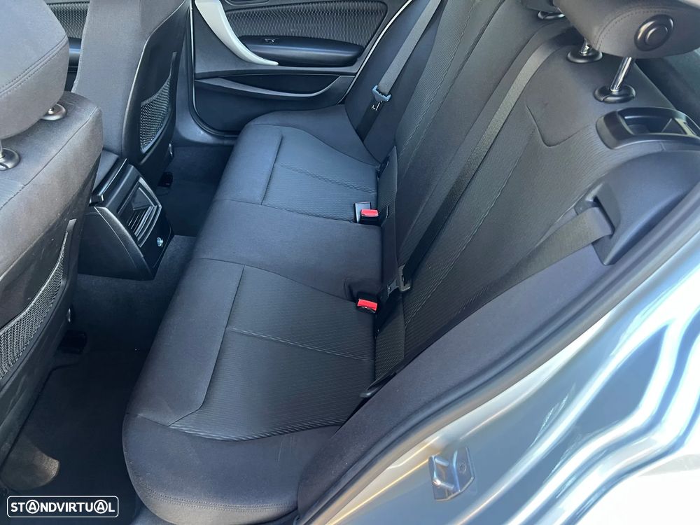 BMW 116 i Line Sport - 27