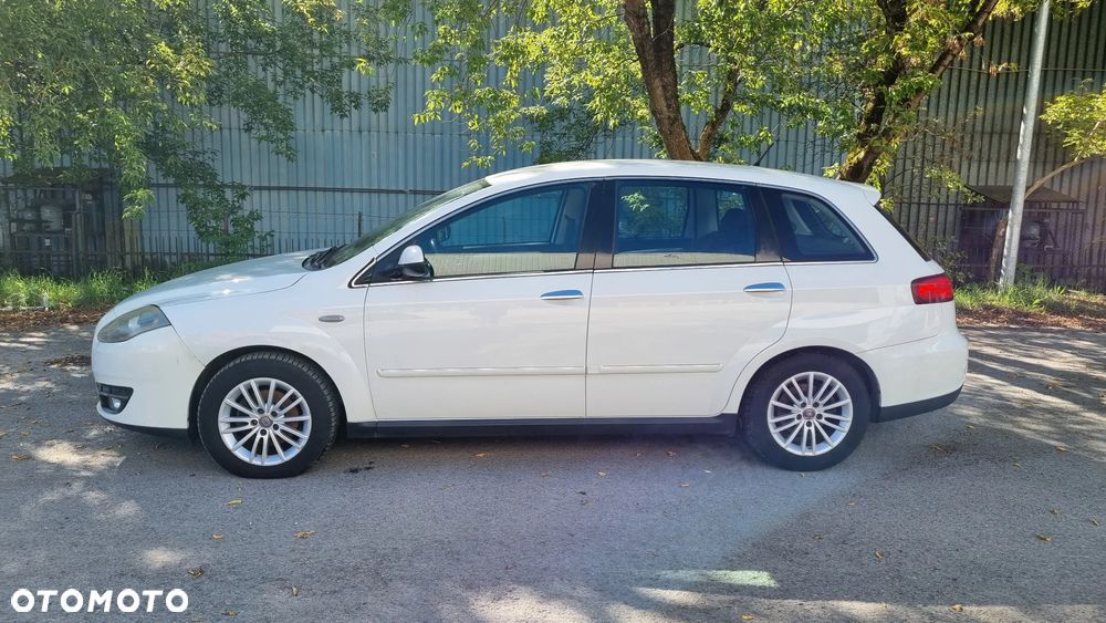 Fiat Croma ver-1-9jtd-dynamic - 19