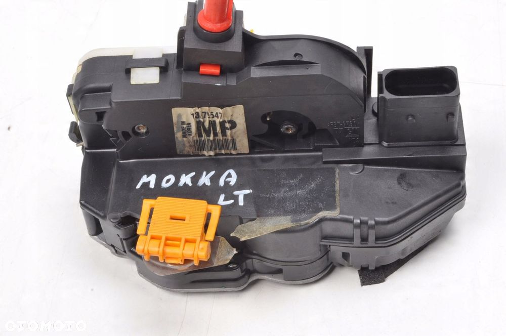 OPEL MOKKA I ZAMEK DRZWI PRAWY TYŁ TYLNY 13579548 6 PIN SUV - 2