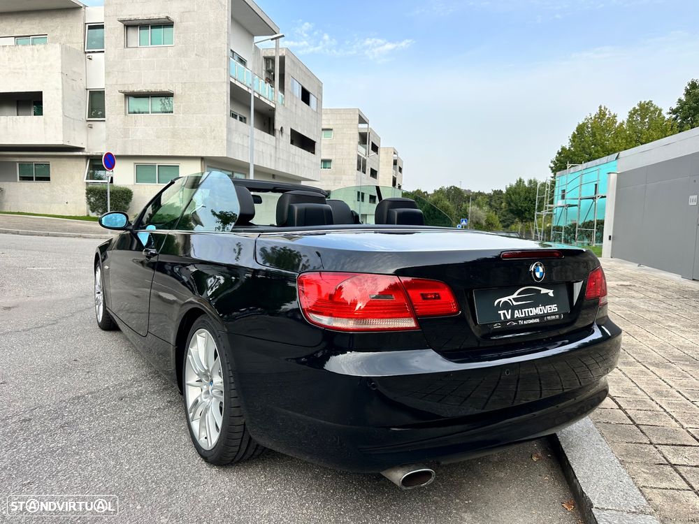 BMW 320 i Cabrio Auto - 25