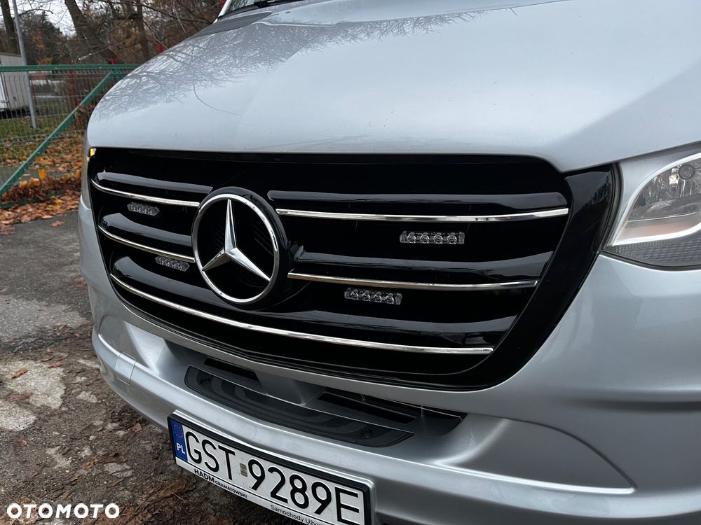 Mercedes-Benz Sprinter - 4