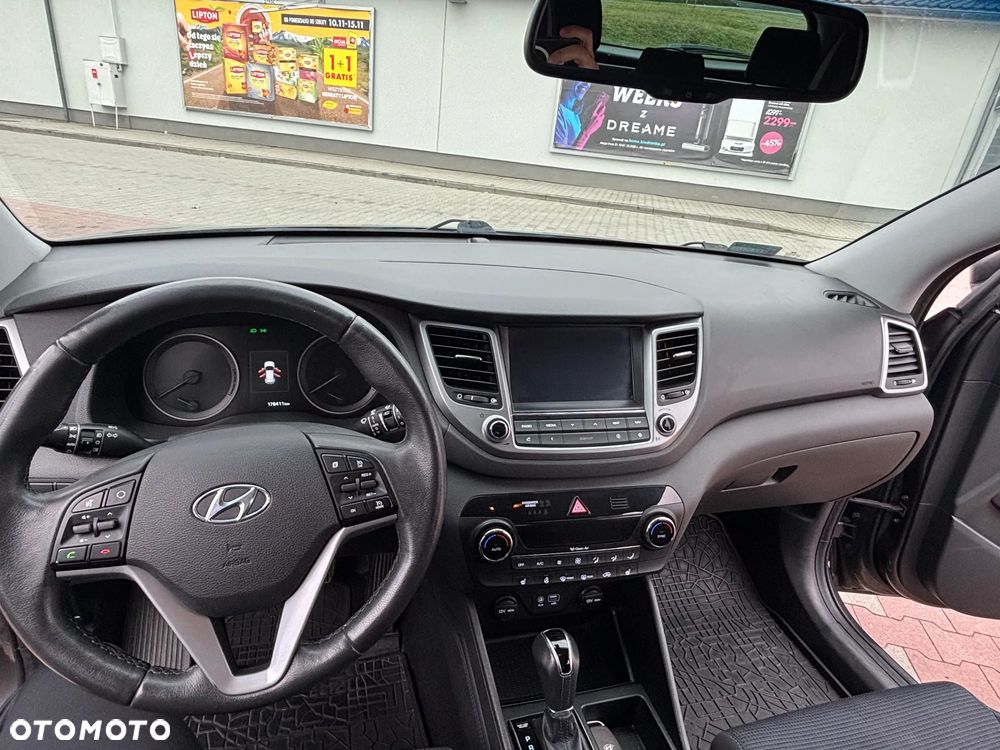 Hyundai Tucson 1.7 CRDI BlueDrive Style 2WD DCT - 17