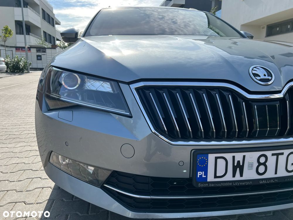 Skoda Superb 2.0 TDI Style DSG - 40
