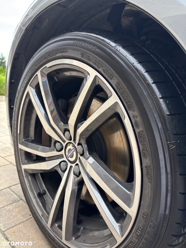 Volvo V90 D5 AWD Momentum - 21