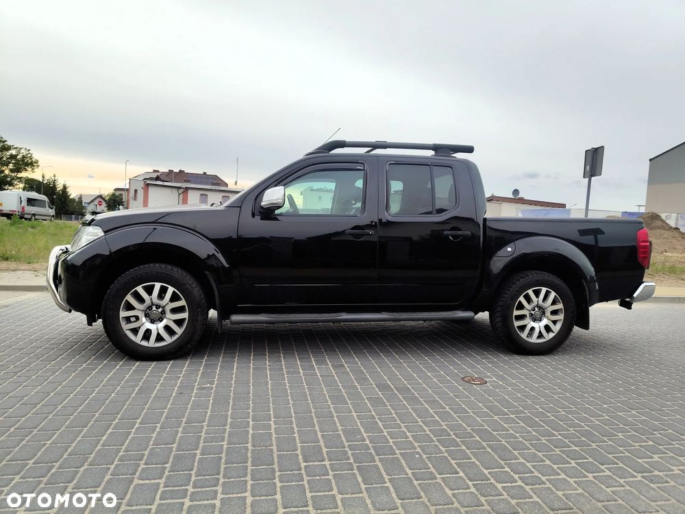 Nissan Navara 3.0 D V6 - 15