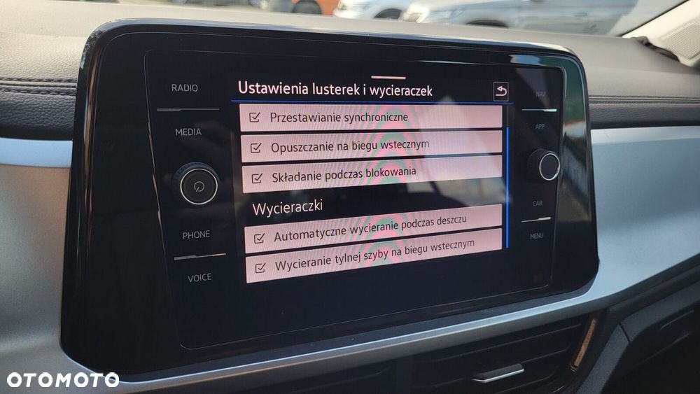 Volkswagen T-Roc 1.5 TSI Life DSG - 40