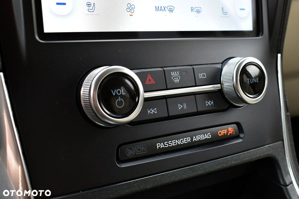 Ford Edge - 19