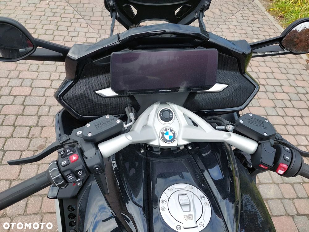 BMW K - 9