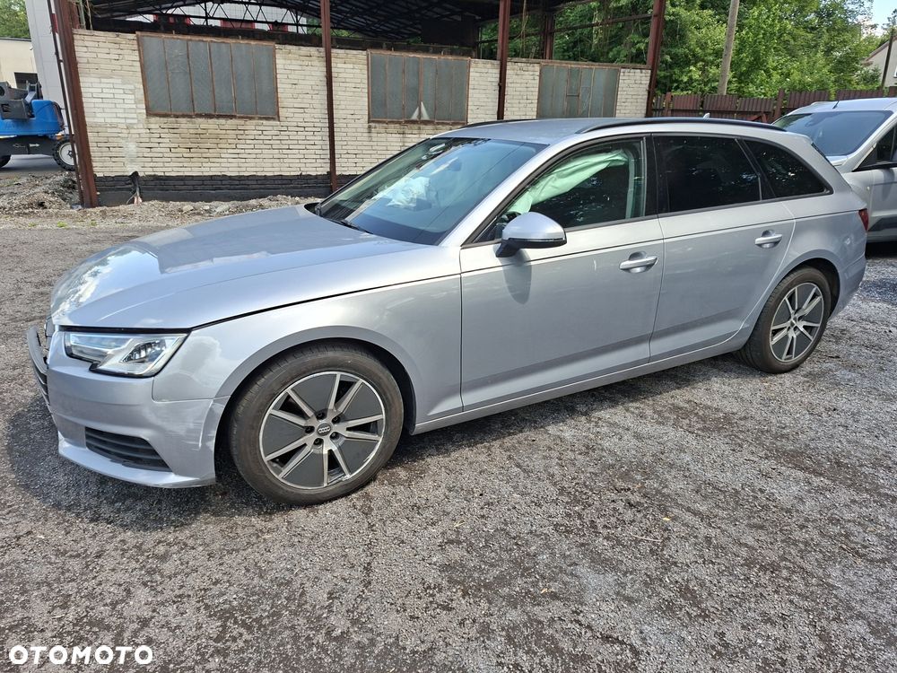 Audi A4 Avant - 1