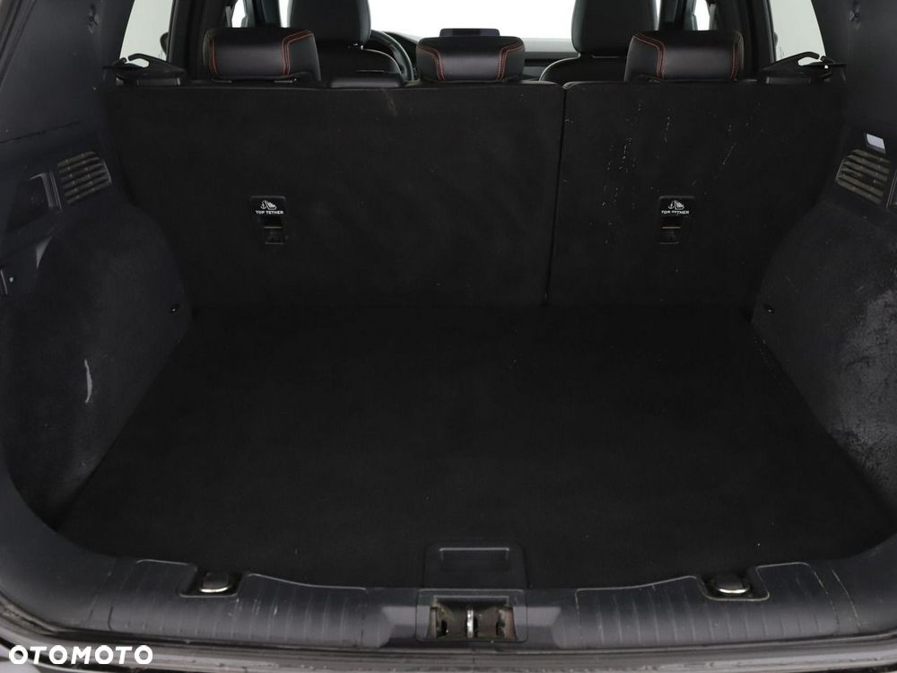 Ford Kuga 1.5 EcoBoost ST-LINE X - 21