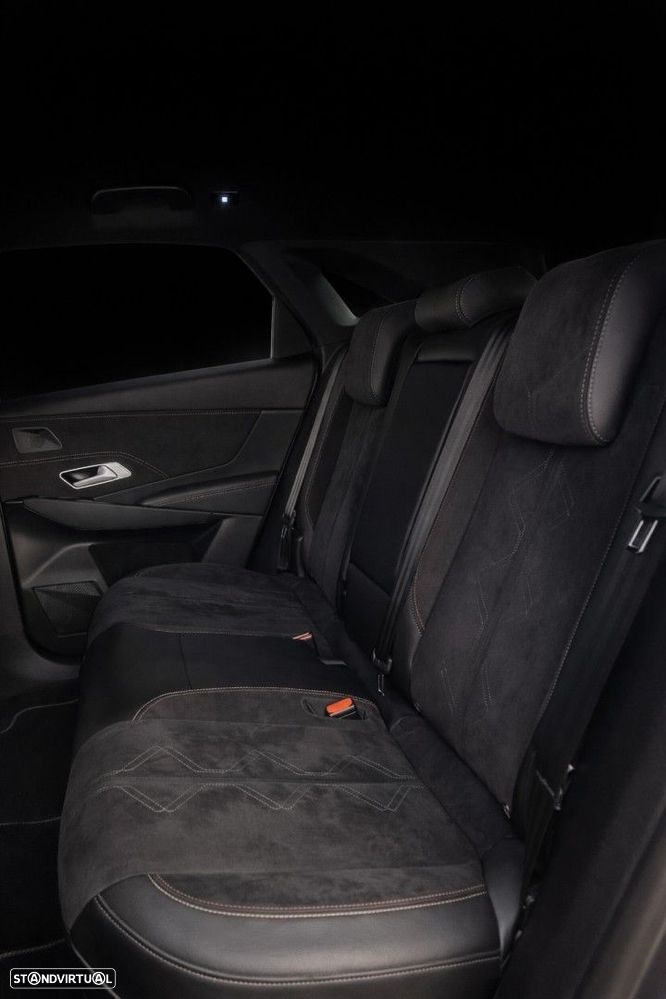 DS DS7 Crossback E-Tense Performance Line EAT8 - 16