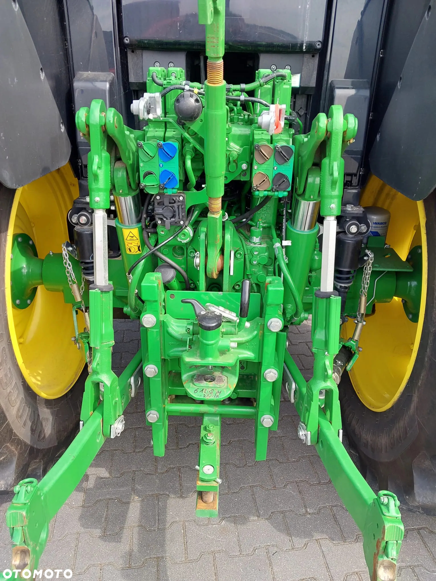 John Deere 6120M - 5