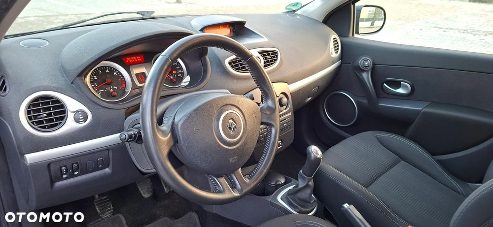 Renault Clio TCe 100 Dynamique - 24