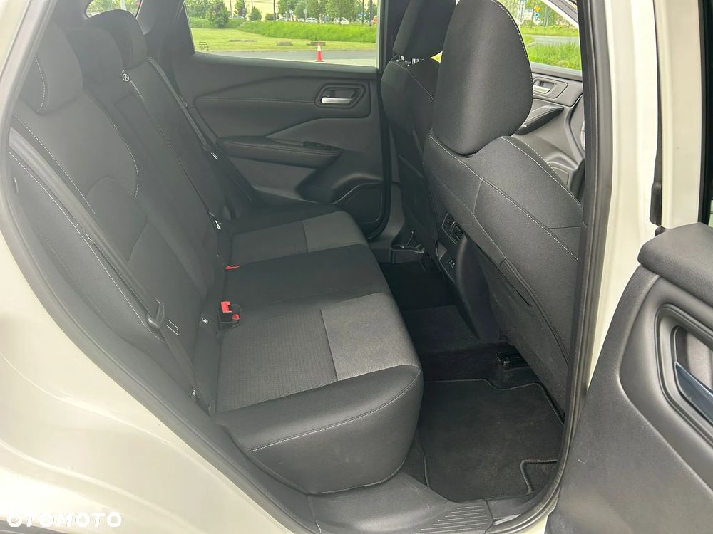 Nissan Qashqai 1.3 DIG-T MHEV N-Connecta Xtronic - 19