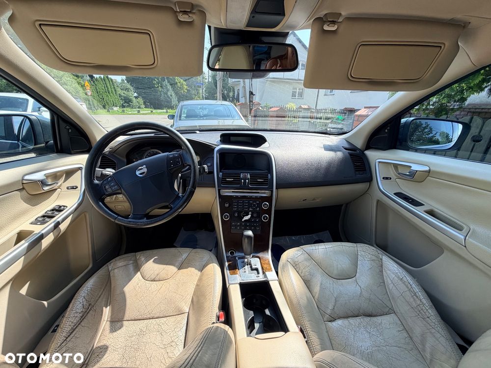 Volvo XC 60 T6 AWD Momentum - 17