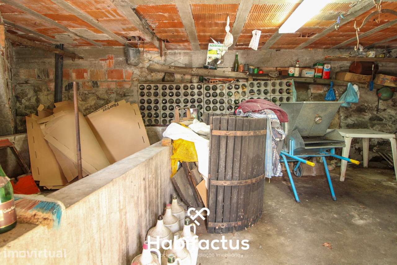 Moradia para remodelar para venda em Viseu - Grande imagem: 3/28