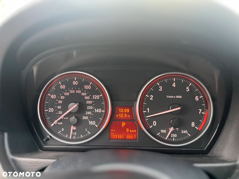 BMW Seria 3 335i xDrive - 19