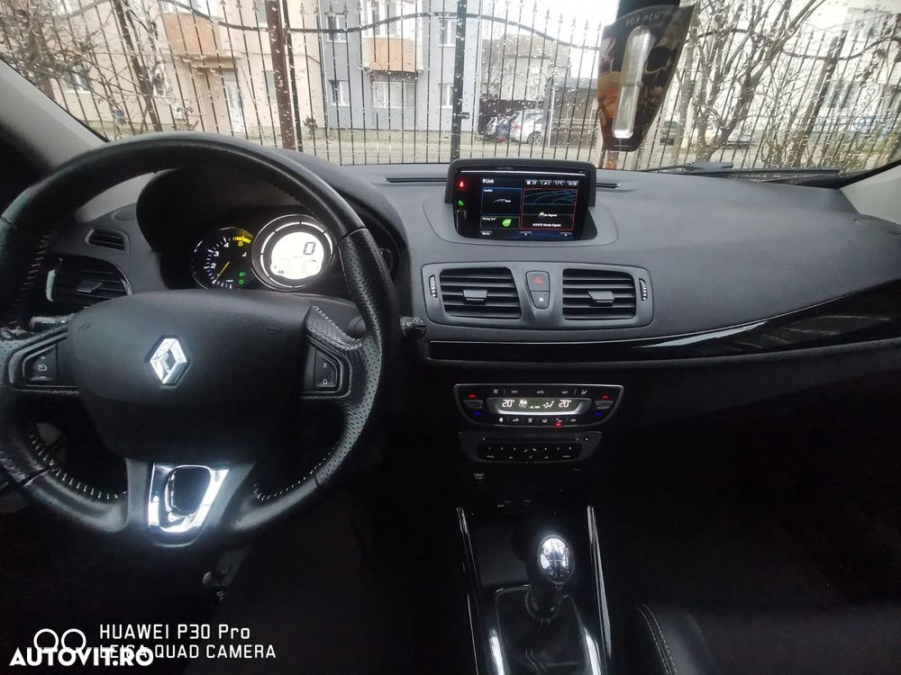 Renault Megane ENERGY dCi 130 Start & Stop Bose Edition - 8