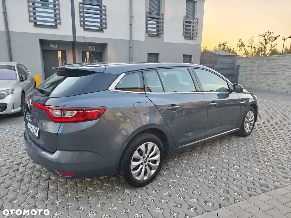 Renault Megane TCe 115 GPF LIMITED - 5