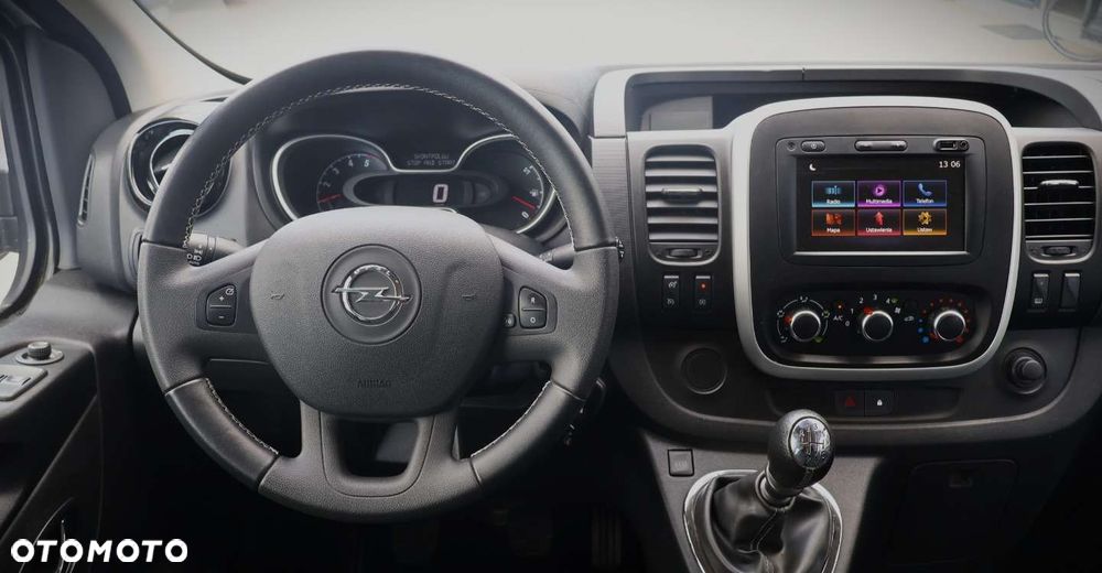 Opel Vivaro - 15
