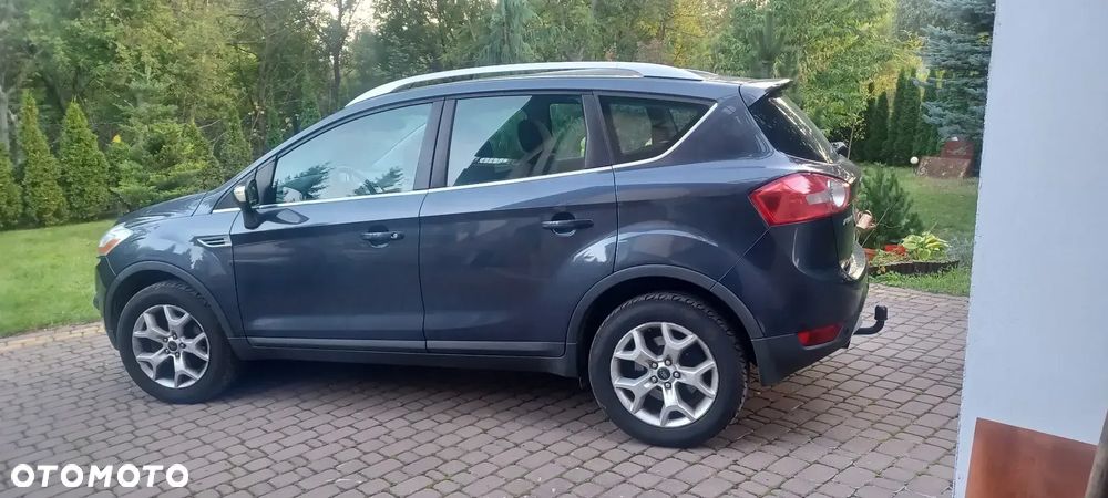 Ford Kuga - 4
