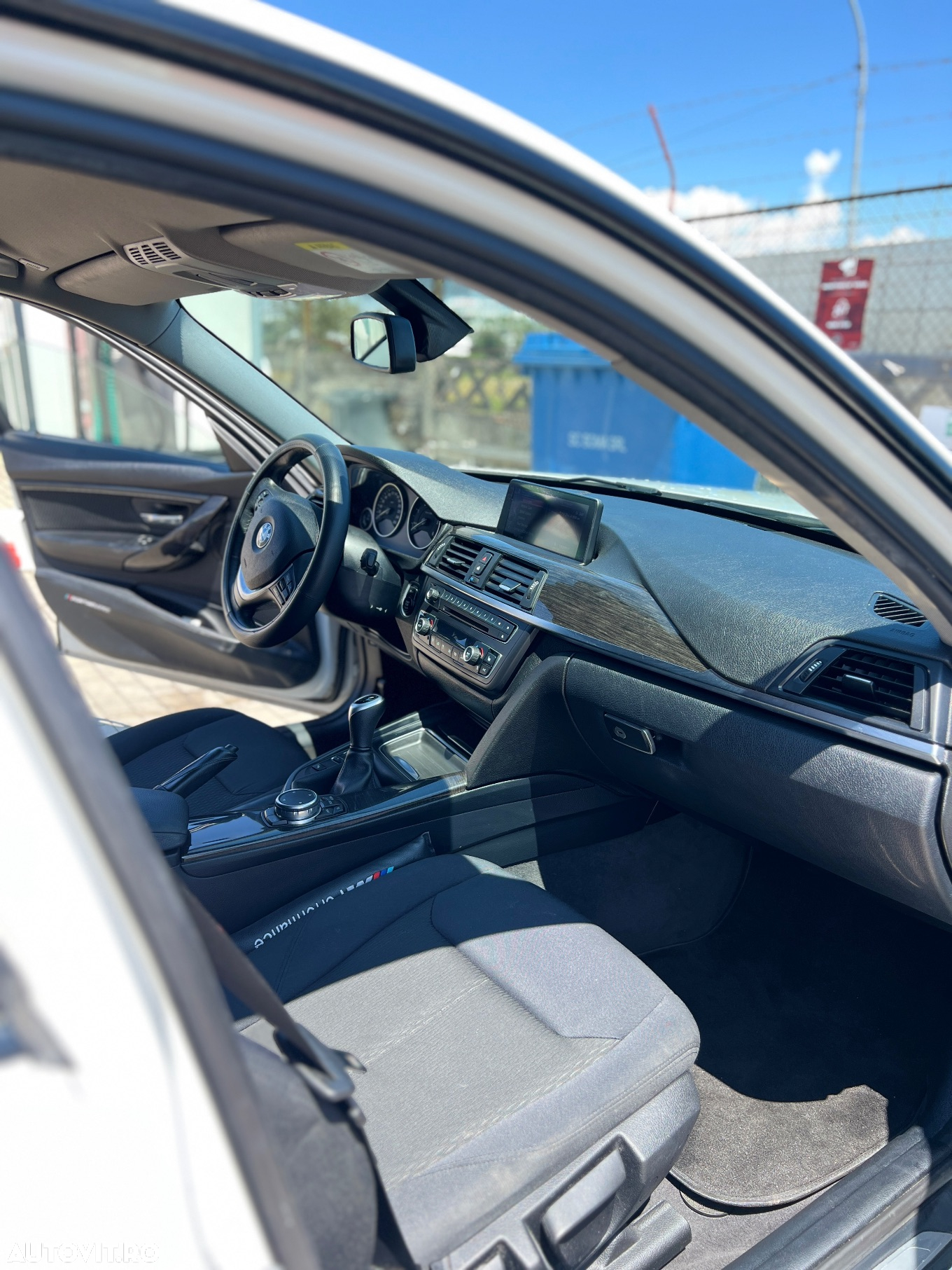 BMW Seria 3 320d - 9
