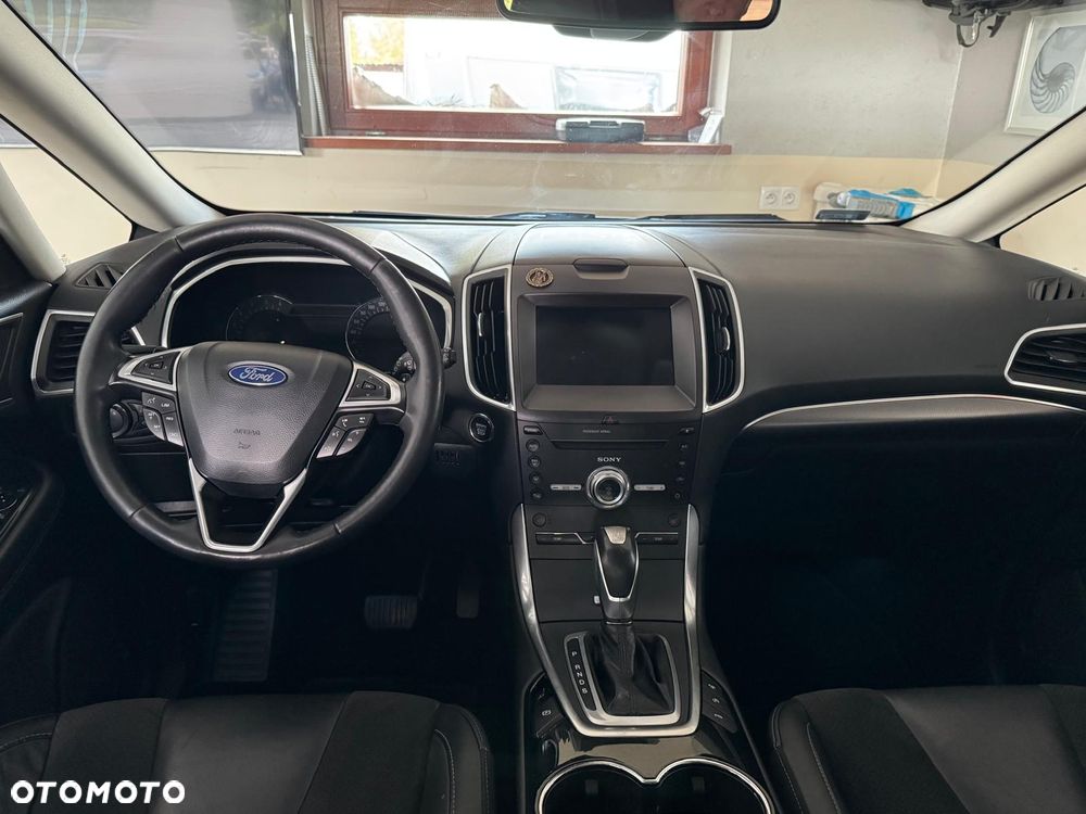 Ford S-Max 2.0 TDCi 4WD Titanium PowerShift - 11
