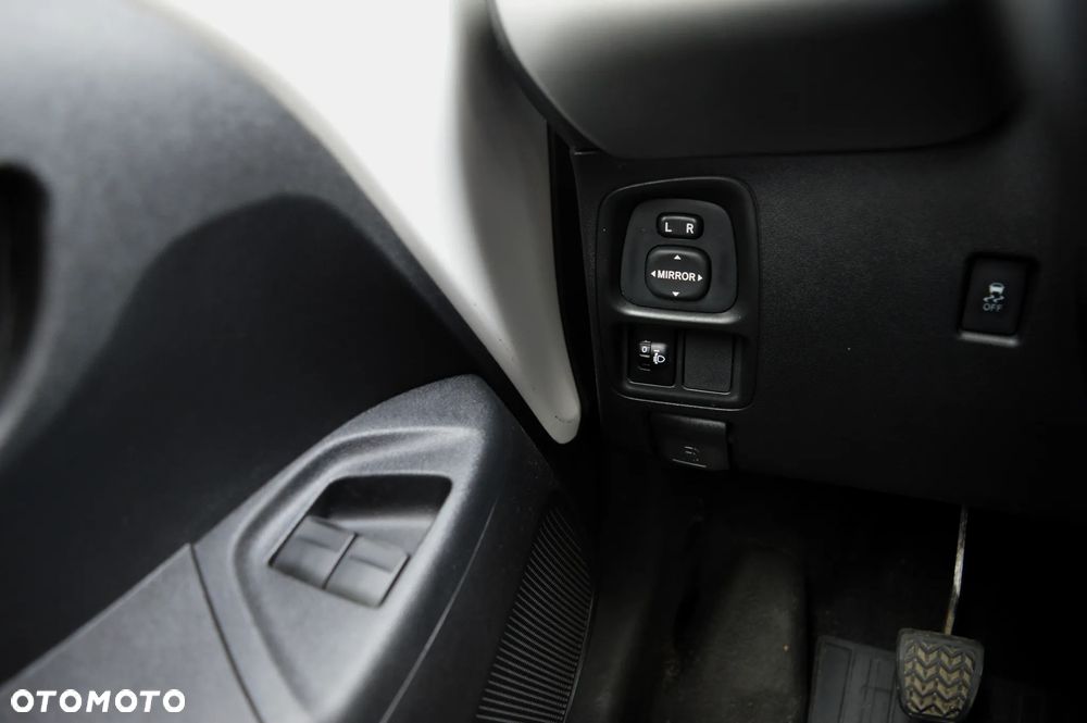 Toyota Aygo 1.0 VVT-i Sprint EU6 - 26