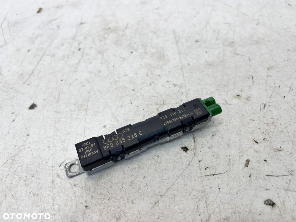 ANTENA WZMACNIACZ ANTENOWY AUDI A5 8T CABRIO 8F0035225C - 2