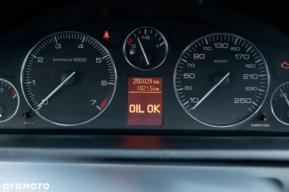 Peugeot 407 1.8 Presence - 17